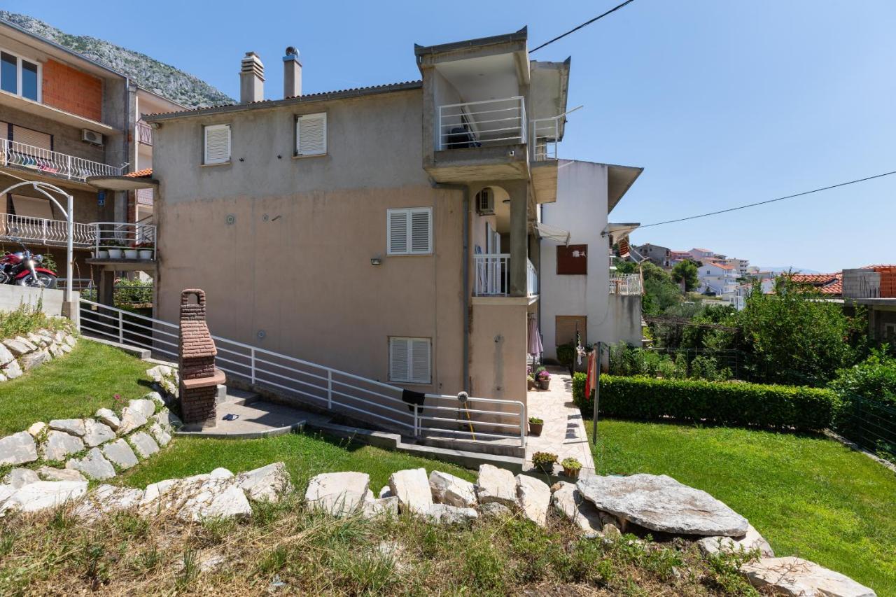 Apartments With A Parking Space Stanici, Omis - 11421 Celina Exterior photo